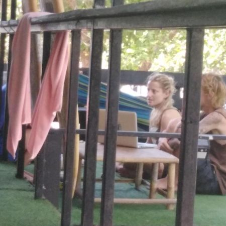 Phayam Hostel パヤム島 エクステリア 写真