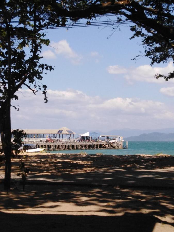Phayam Hostel パヤム島 エクステリア 写真